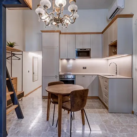 Designer's 2br - Ferries شقة *