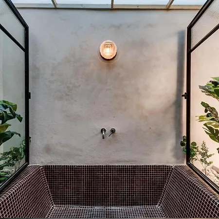 Designer's 2br - Ferries Apartmán *